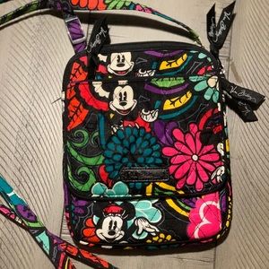 Vera Bradley Mickey Magical Blooms Mini Hipster🌺
